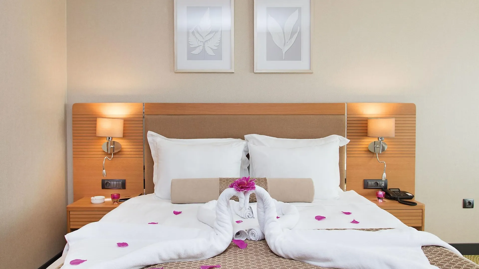 Mia City Hotel Smirne