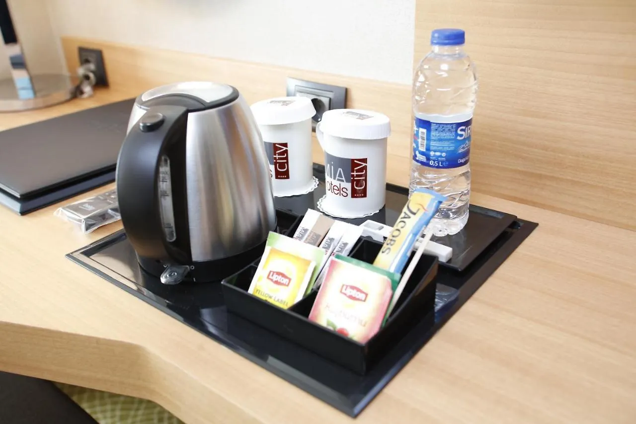 Mia City Hotel Smirne